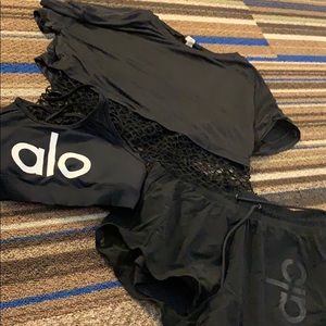 3p set by ALO yoga like new bra shirt shirts bike